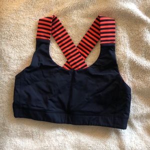 Reversible sports bra Lululemon